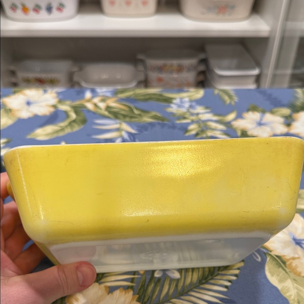 Pyrex Yellow Glass Baking Dish 503 - Picture 4 of 13